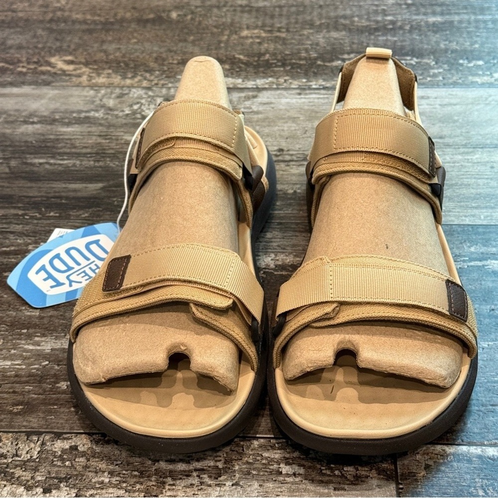Hey Dude Carson Sandal Sport Mode Mens Size 12 Tan Brown Pool Vaca Beach Comfy - Picture 5 of 10